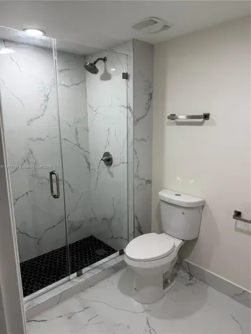 $530,000 | 888 Douglas Road, Unit 1502, Coral Gables, FL 33134