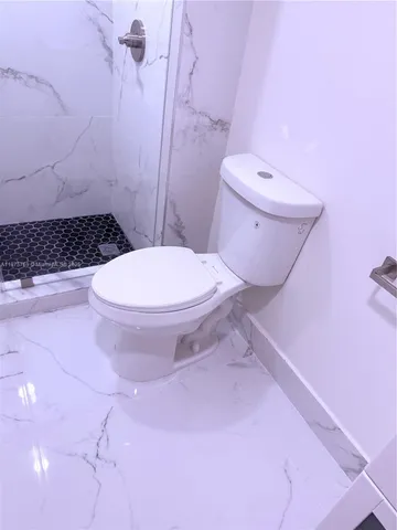 $530,000 | 888 Douglas Road, Unit 1502, Coral Gables, FL 33134