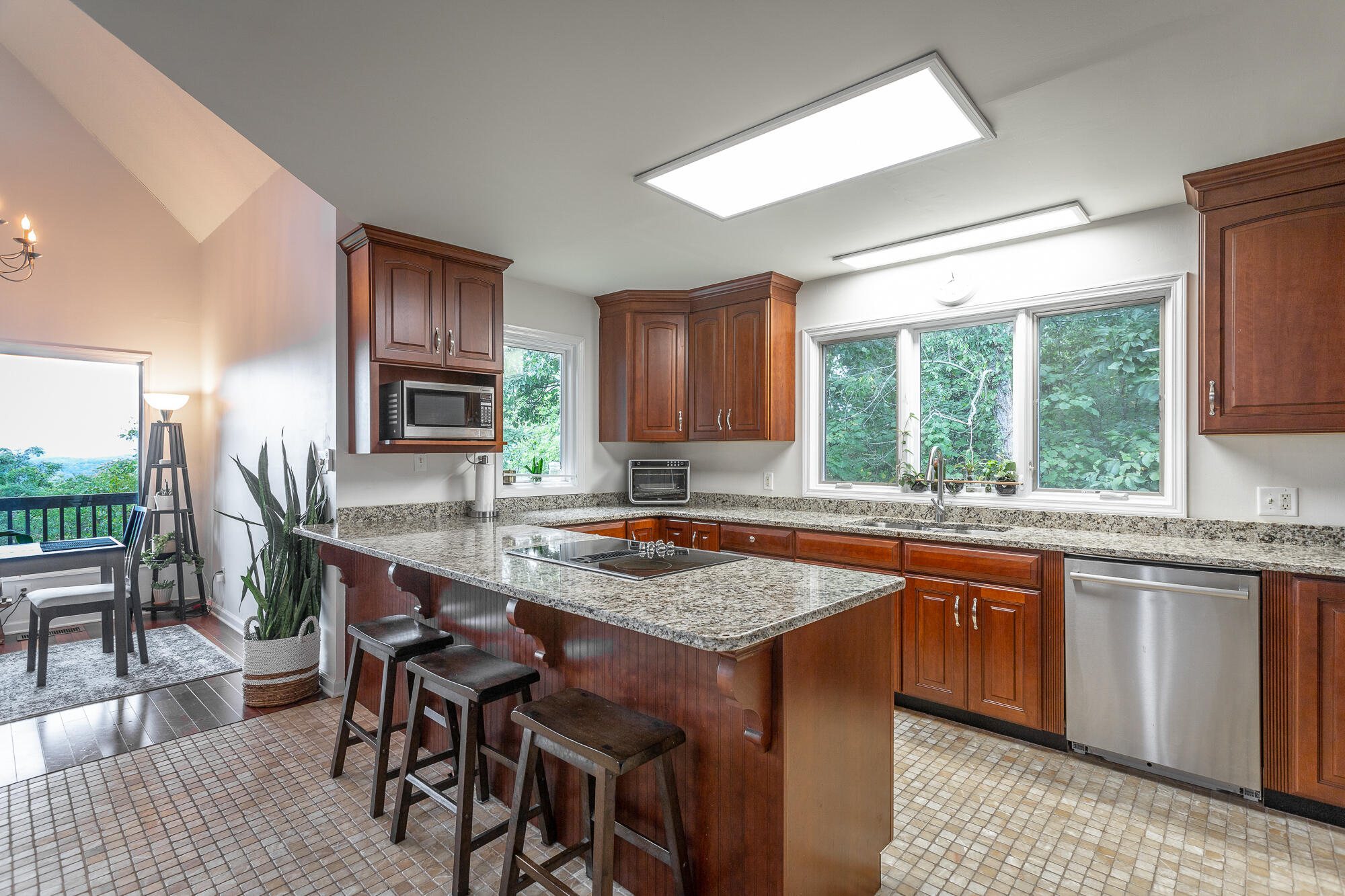 6497 Fairview Road Hixson, TN 37343 - Photo 11 of 53 6497 Fairview Road HD-2