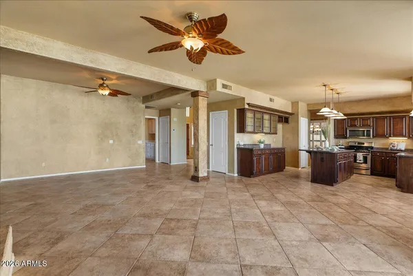 $1,150,000 | 1220 North Crystal Shores Drive, Gilbert, AZ 85234