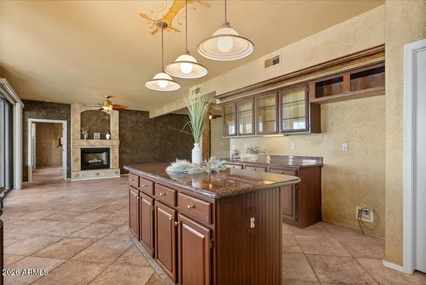 $1,150,000 | 1220 North Crystal Shores Drive, Gilbert, AZ 85234