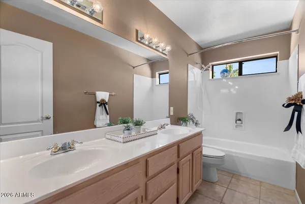 $1,150,000 | 1220 North Crystal Shores Drive, Gilbert, AZ 85234