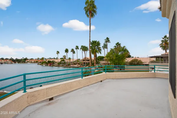 $1,150,000 | 1220 North Crystal Shores Drive, Gilbert, AZ 85234
