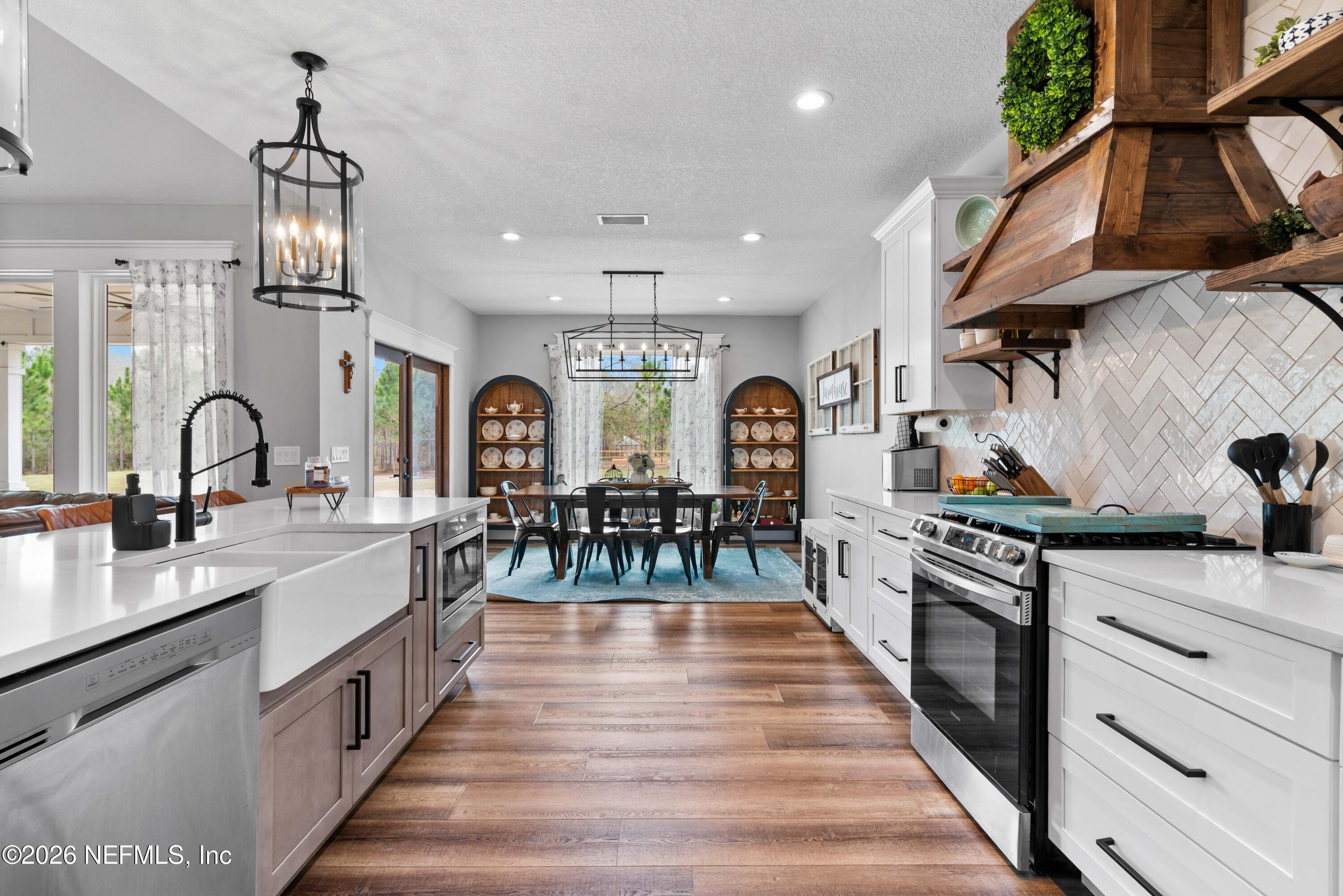 13689 Bob Burnsed Road Glen St. Mary, FL 32040 - Photo 11 of 44 Kitchen/Dining