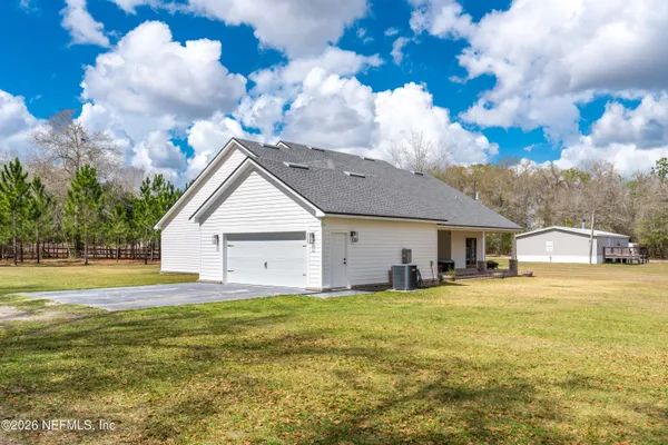 $799,999 | 13689 Bob Burnsed Road, Glen St. Mary, FL 32040