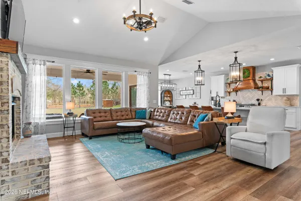 $799,999 | 13689 Bob Burnsed Road, Glen St. Mary, FL 32040