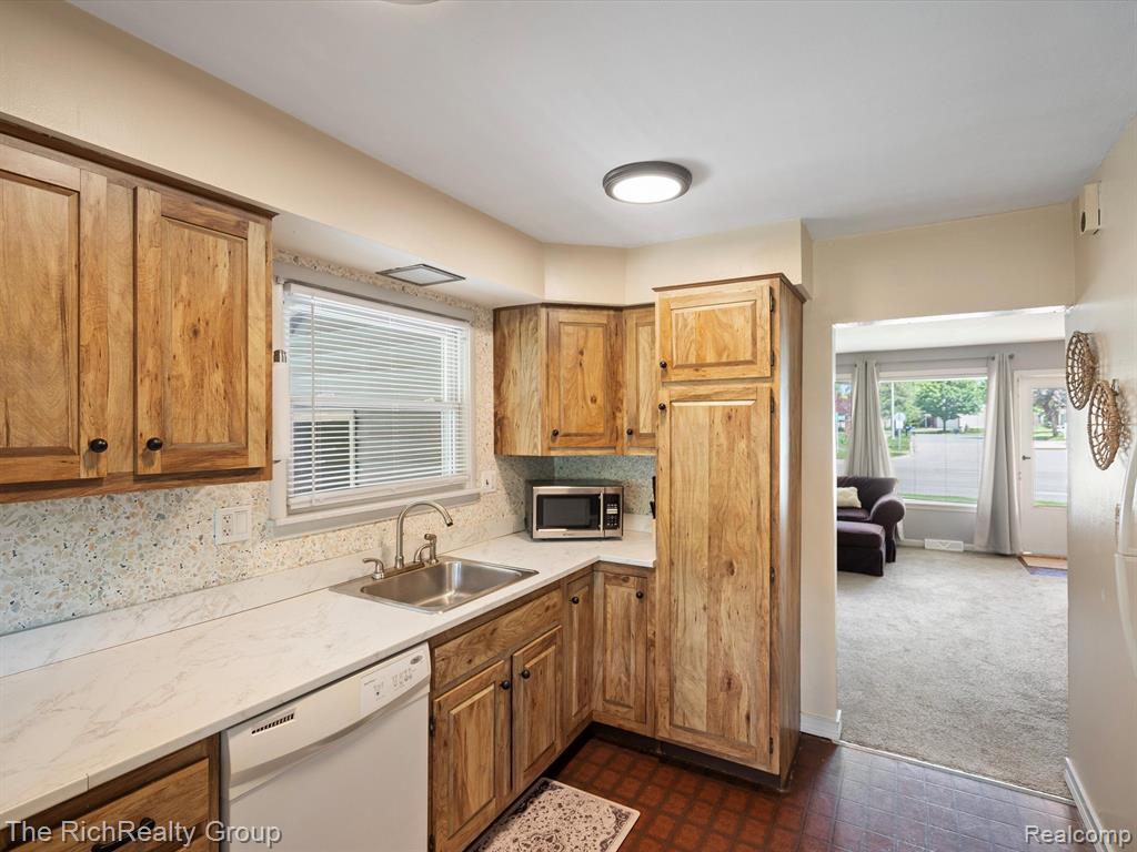 30941 West Seven Mile Road Livonia, MI 48152 - Photo 12 of 22
