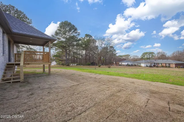 a view of outdoor space with garden