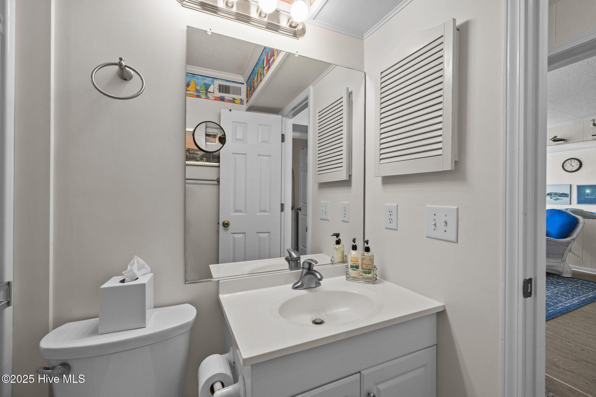 301 Commerce Way, Unit 252 Atlantic Beach, NC 28512 - Photo 21 of 39 Primary Bath