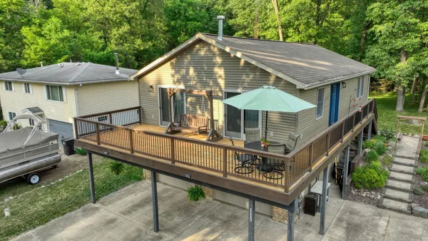 $325,000 | 115 Ambler Drive, Brooklyn, MI 49230