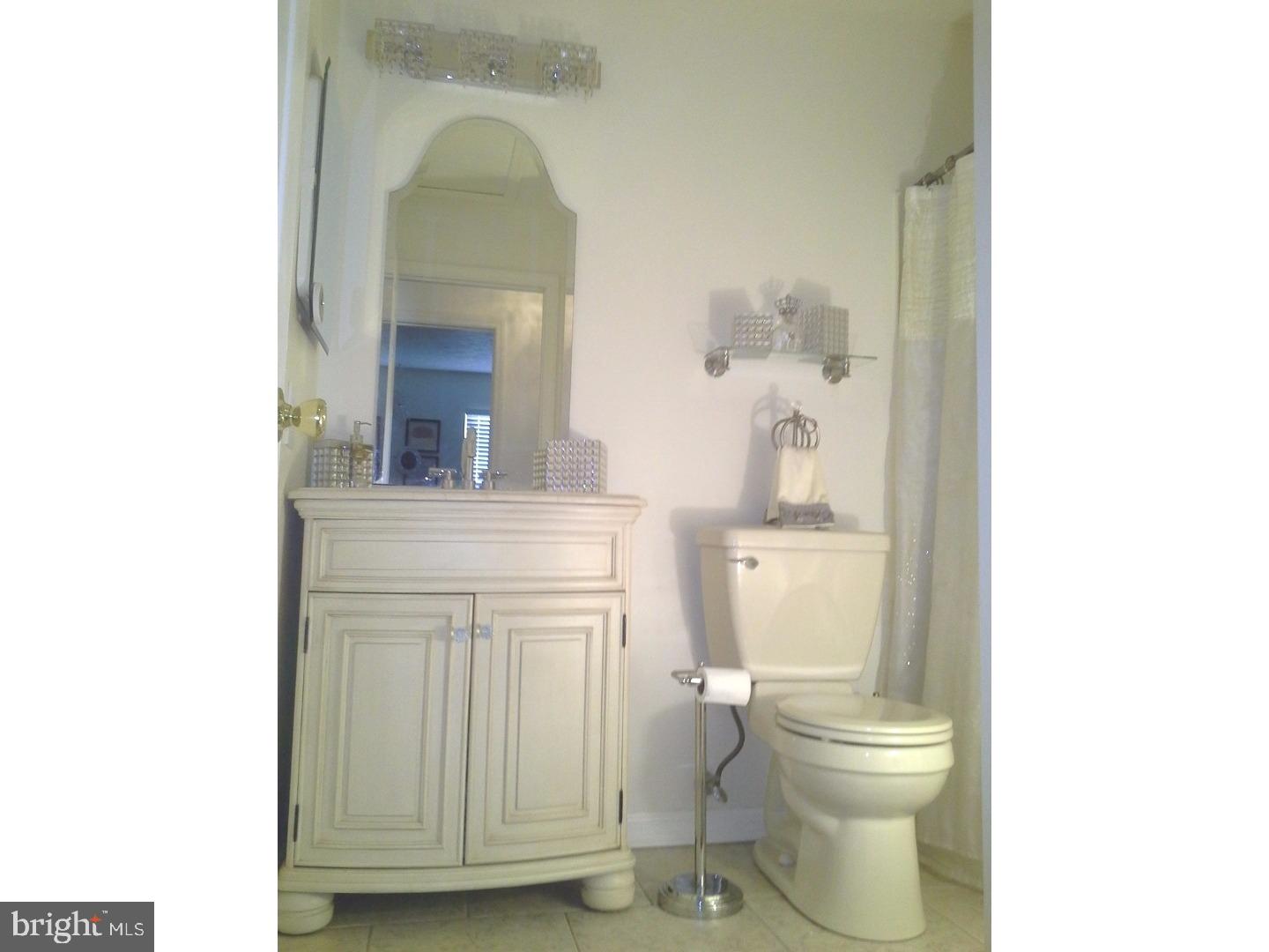 50 Glasgow Road Williamstown, NJ 08094 - Photo 9 of 15 Bathroom
