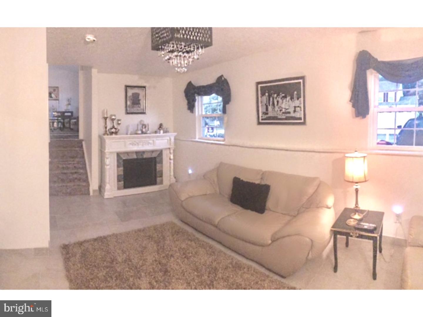 50 Glasgow Road Williamstown, NJ 08094 - Photo 10 of 15 Family Room