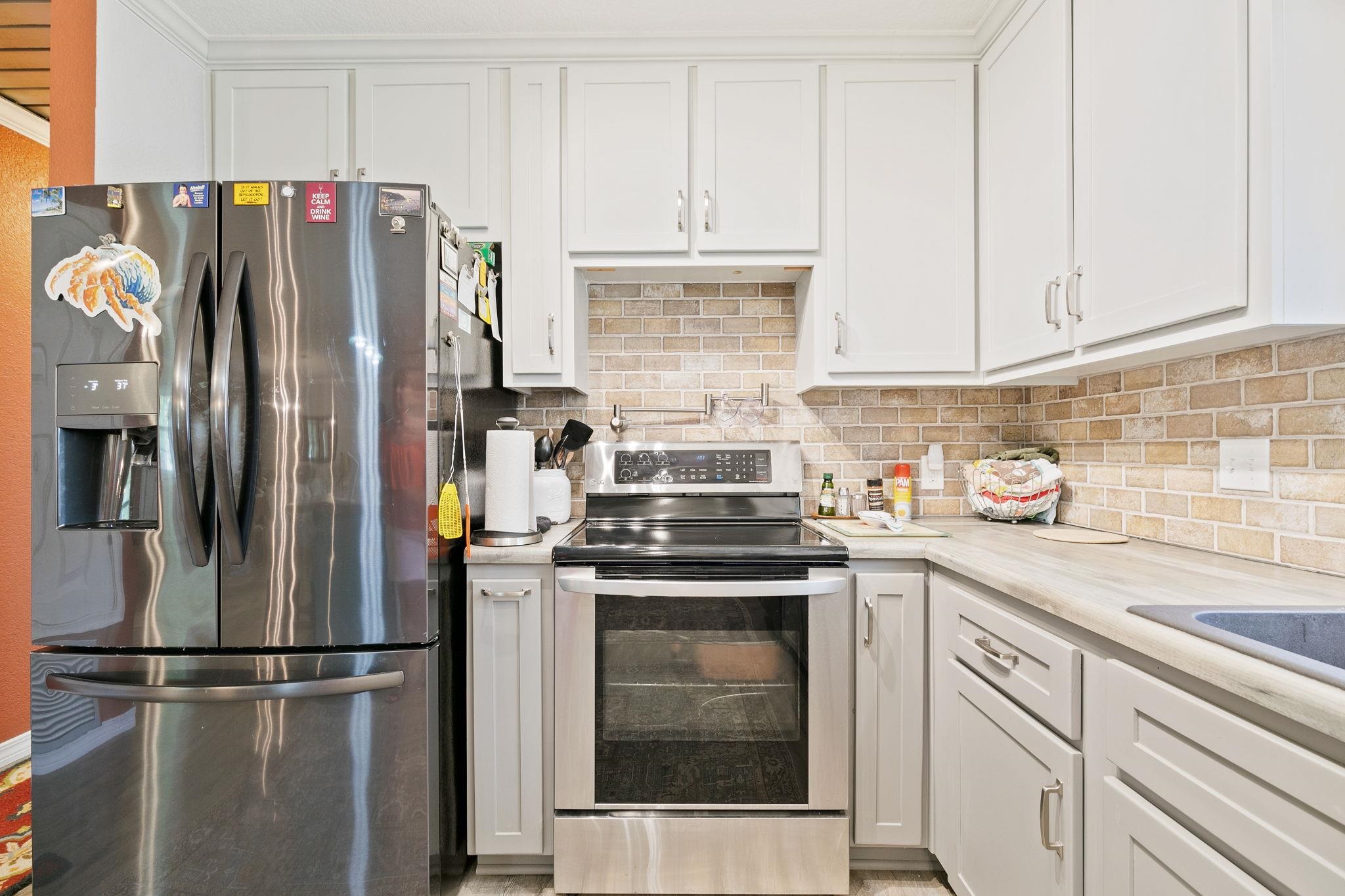 13017 5th Street Lillian, AL 36549 - Photo 13 of 58 Kitchen