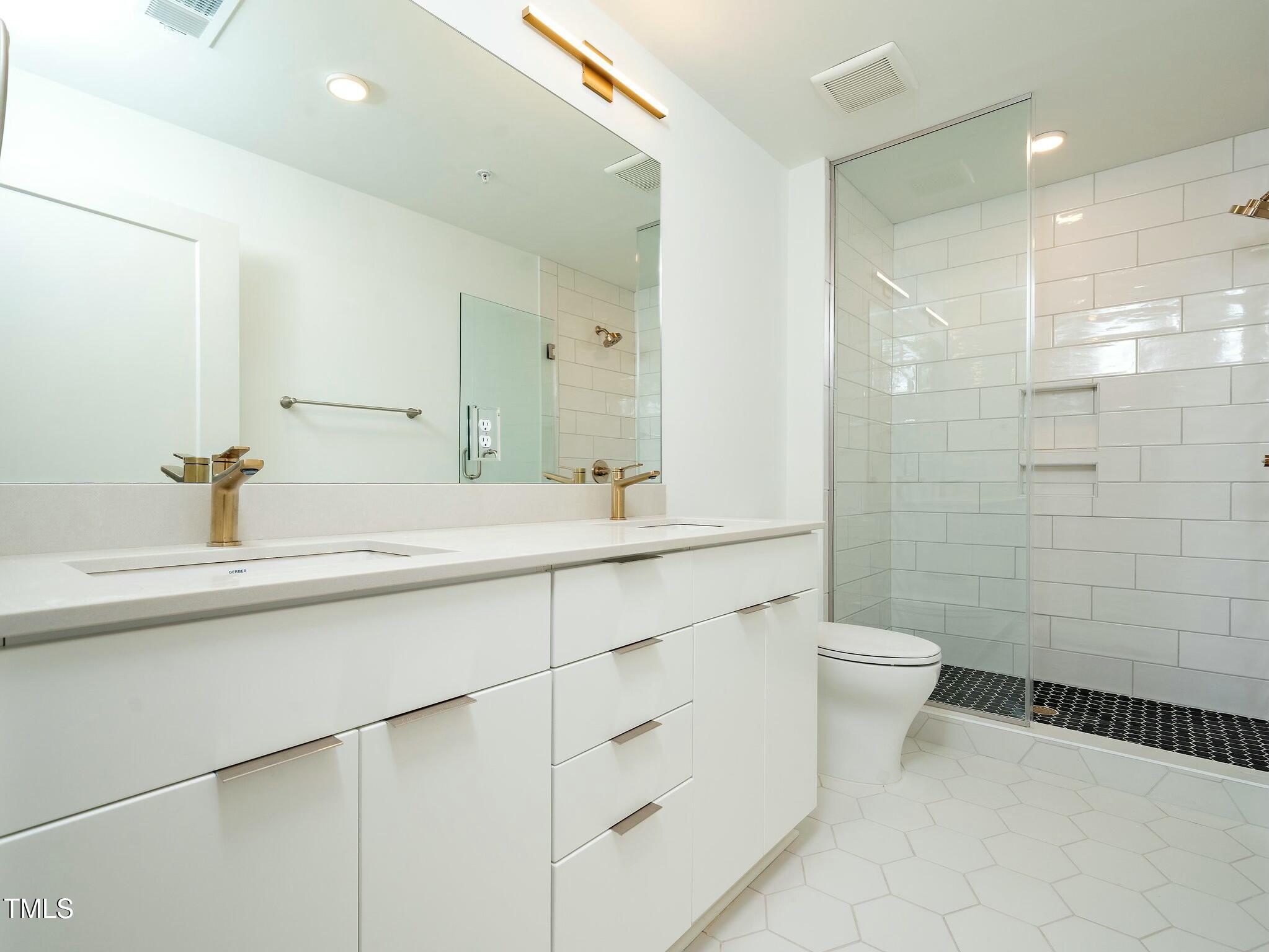 615 West Peace Street, Unit 304 Raleigh, NC 27605 - Photo 14 of 36