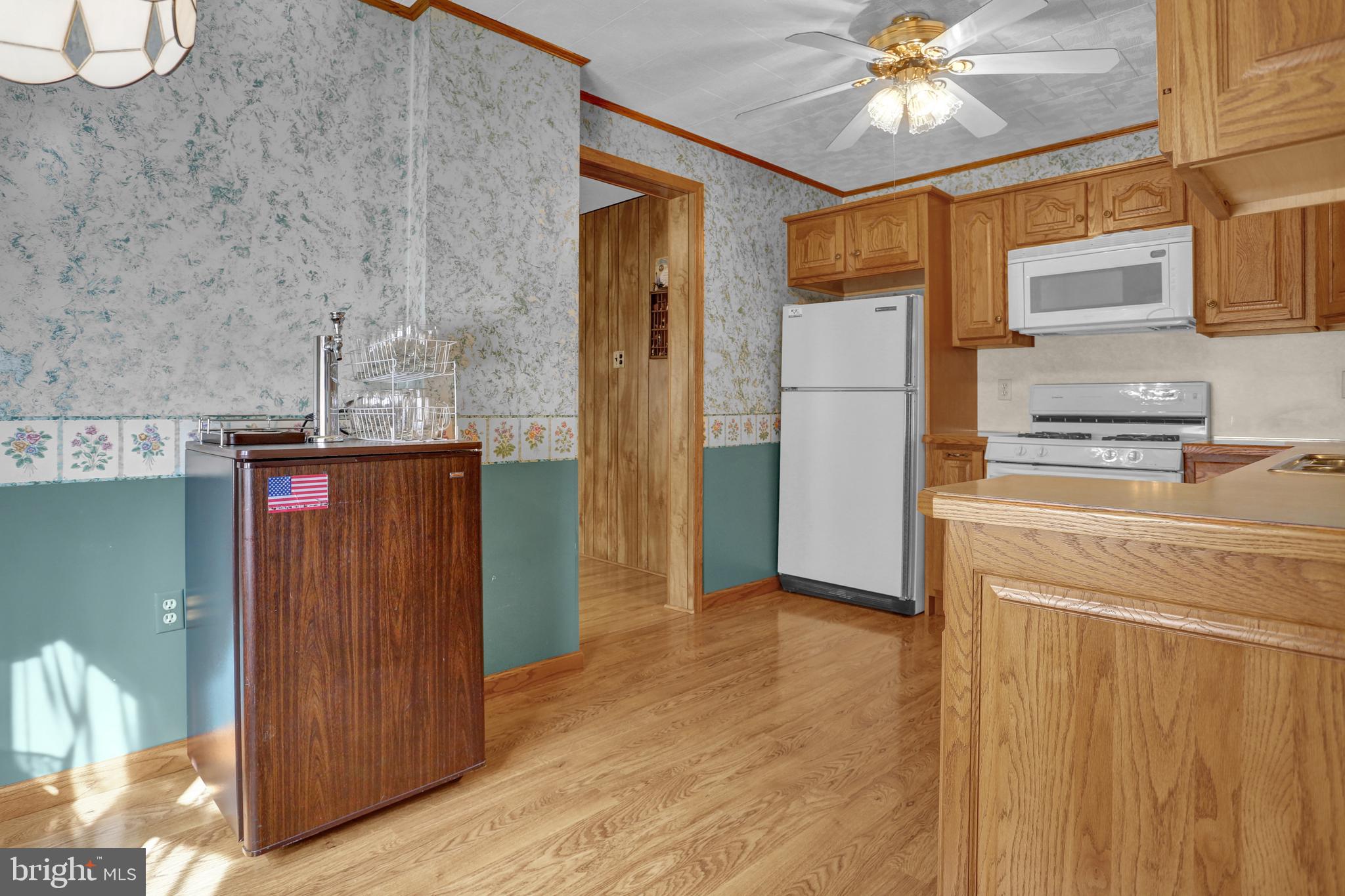 5107 Kutztown Road Temple, PA 19560 - Photo 15 of 28