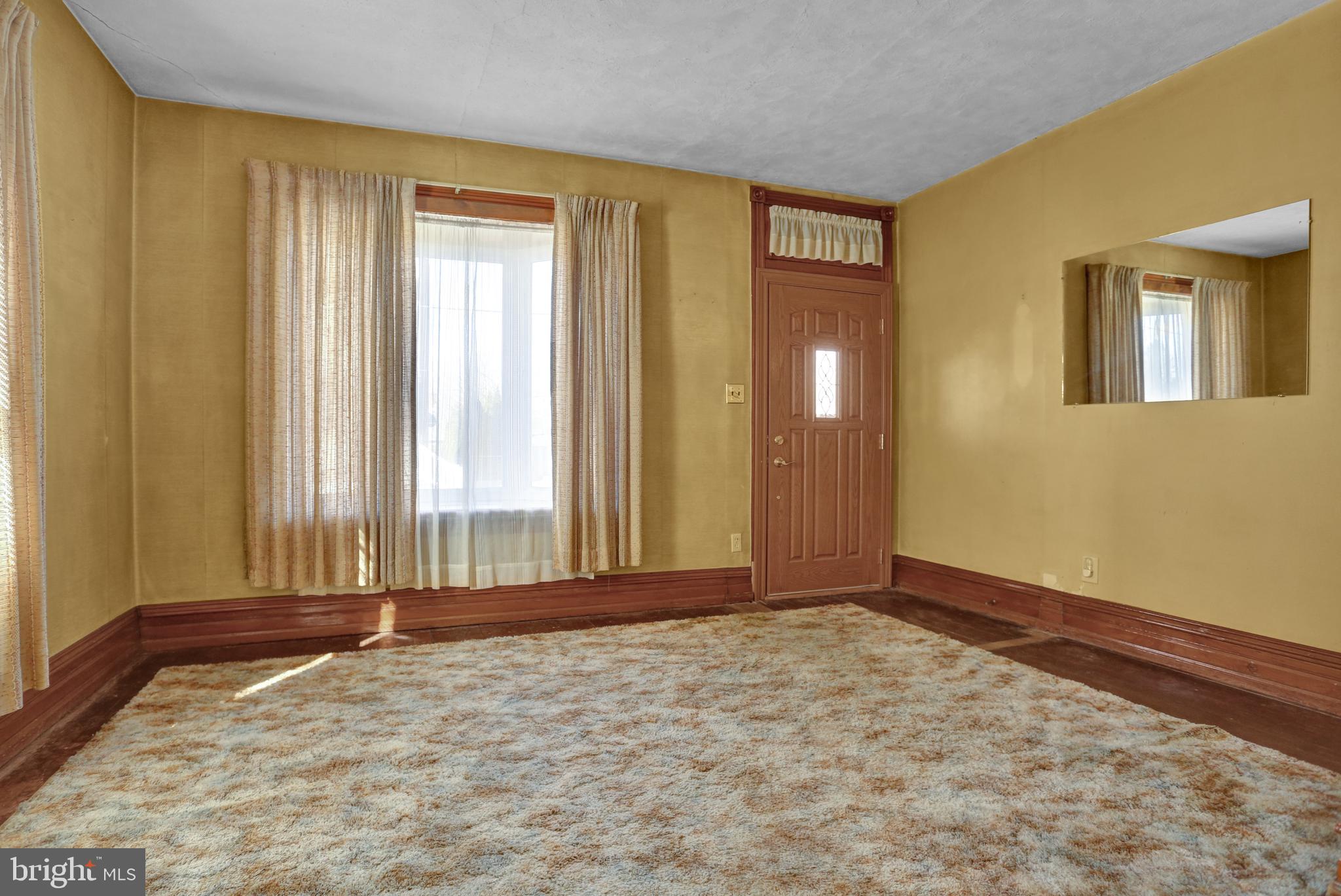 5107 Kutztown Road Temple, PA 19560 - Photo 5 of 28