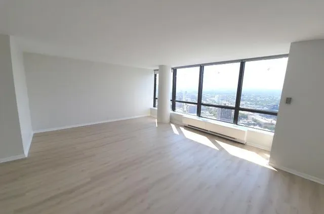 $1,725 | 5415 North Sheridan Road, Unit 4912, Chicago, IL 60640