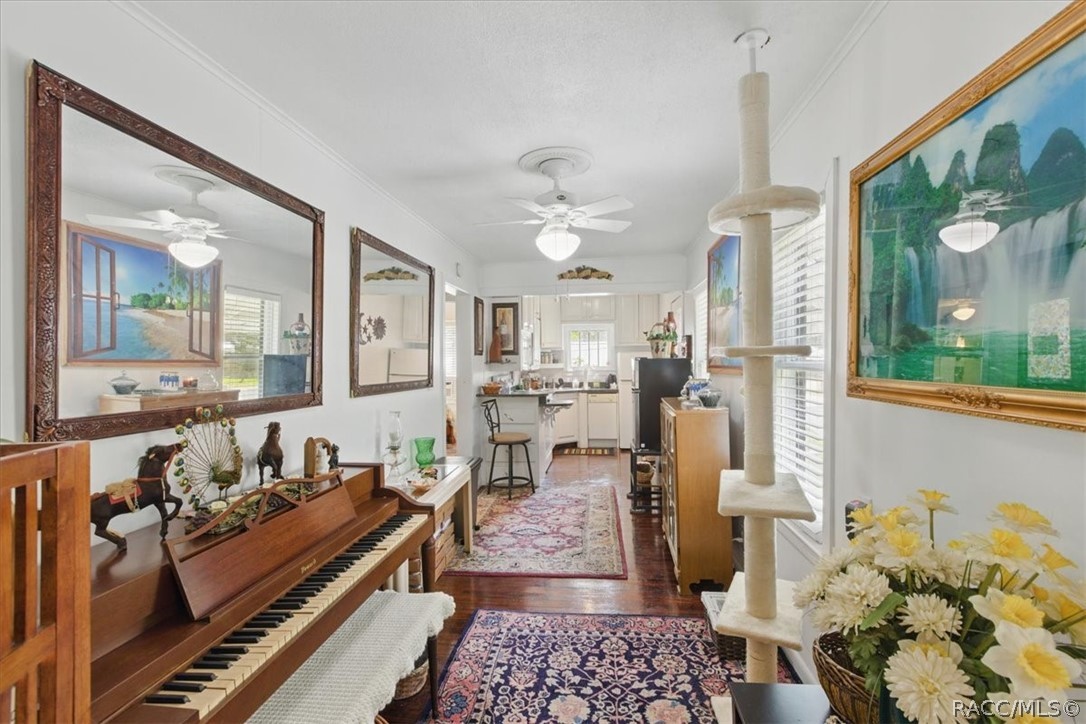 6 62nd Street Yankeetown, FL 34498 - Photo 23 of 55 a living room with furniture and a table