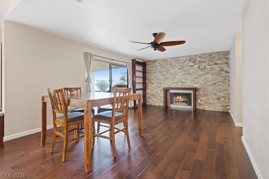 2701 Purtell Circle Las Vegas, NV 89117 - Photo 4 of 17 Dining/ Family room