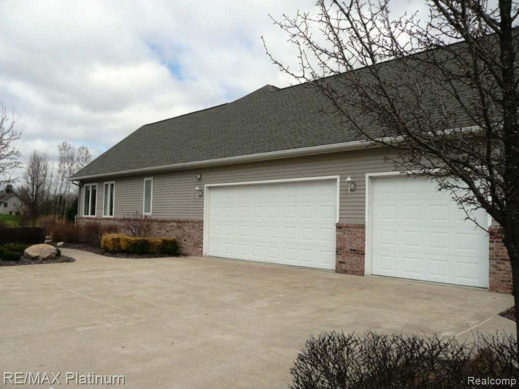 5881 Fenton Road Fenton, MI 48430 - Photo 32 of 35 3 1/2 Car Garage