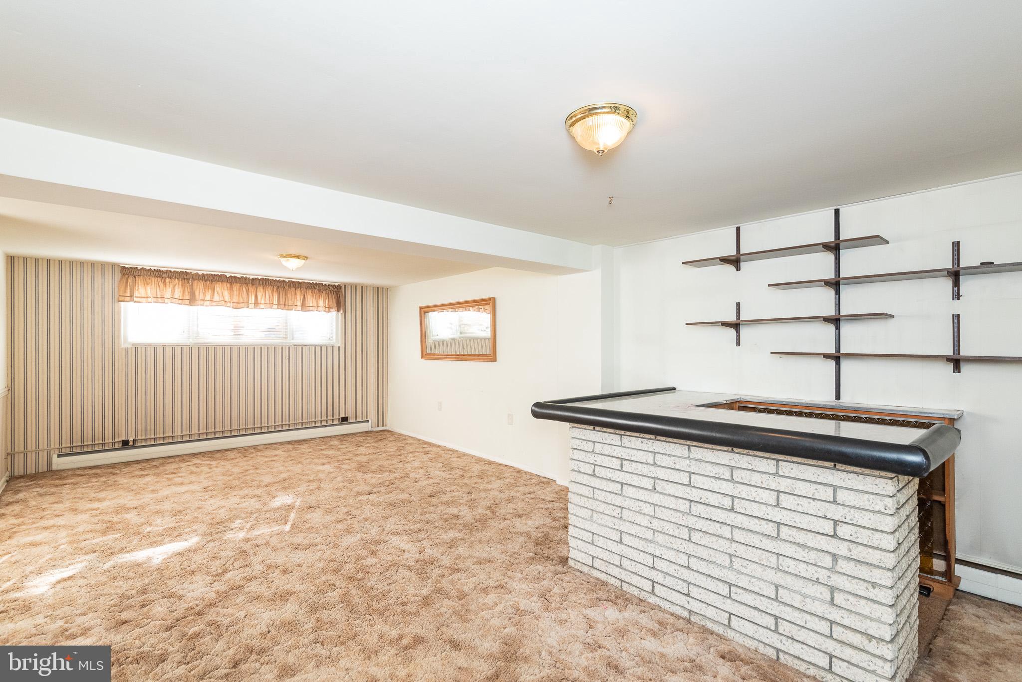1319 Roxboro Road Baltimore, MD 21237 - Photo 34 of 49 Family Room