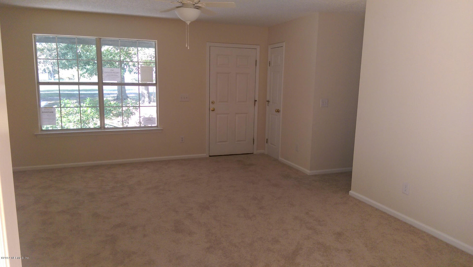 843 Jonathan Road Jacksonville, FL 32234 - Photo 3 of 16 Living Room