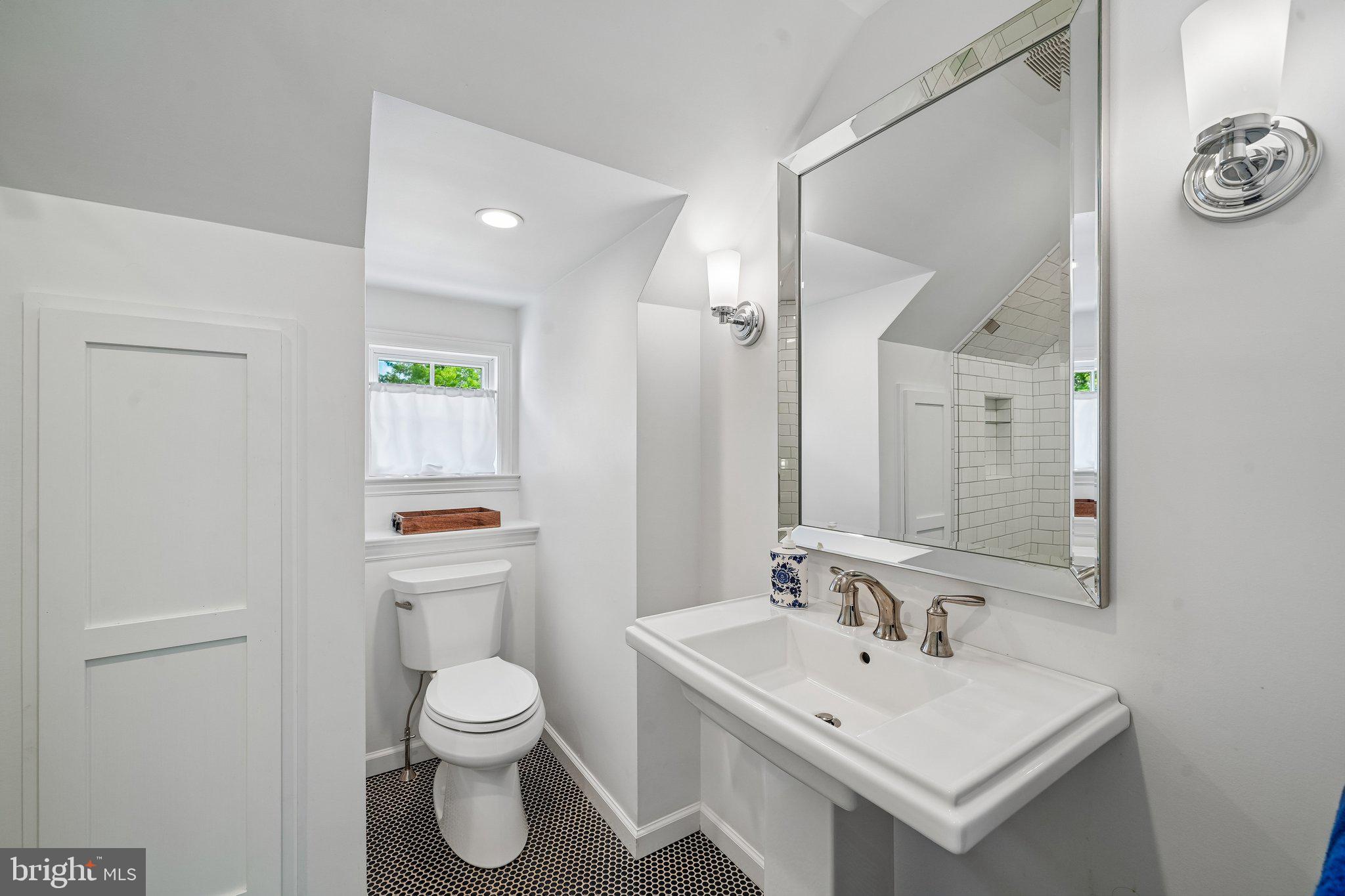 409 Chester Road Devon, PA 19333 - Photo 44 of 74 Upgraded Full Bath
