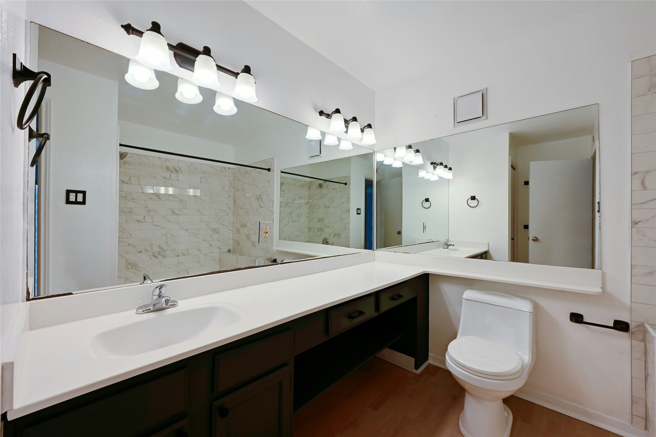 2450 Wickersham Lane, Unit 710 Austin, TX 78741 - Photo 16 of 20