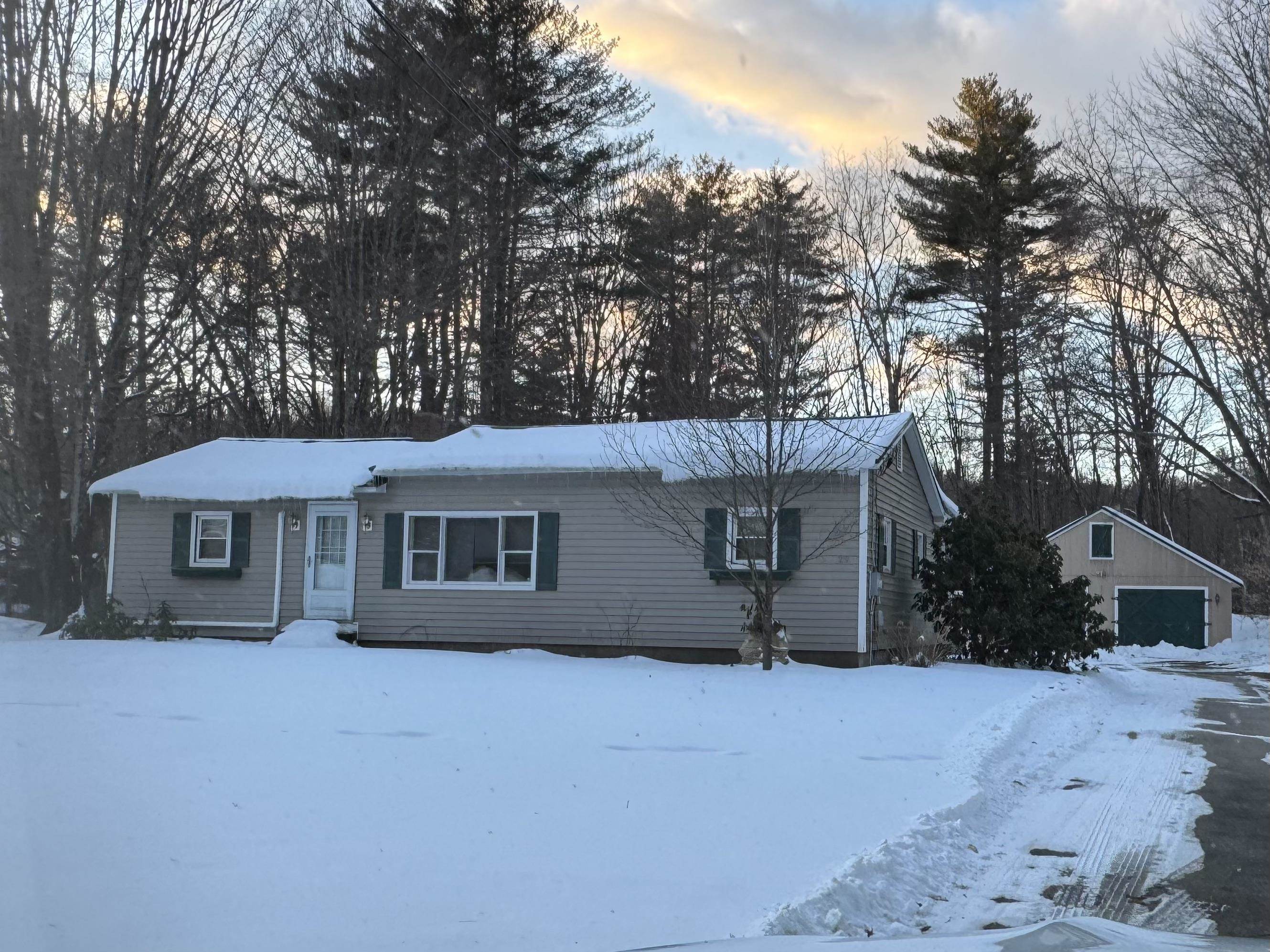 29 Goodhue Road Boscawen, NH 03303 - Photo 1 of 24 Gallery Image 1