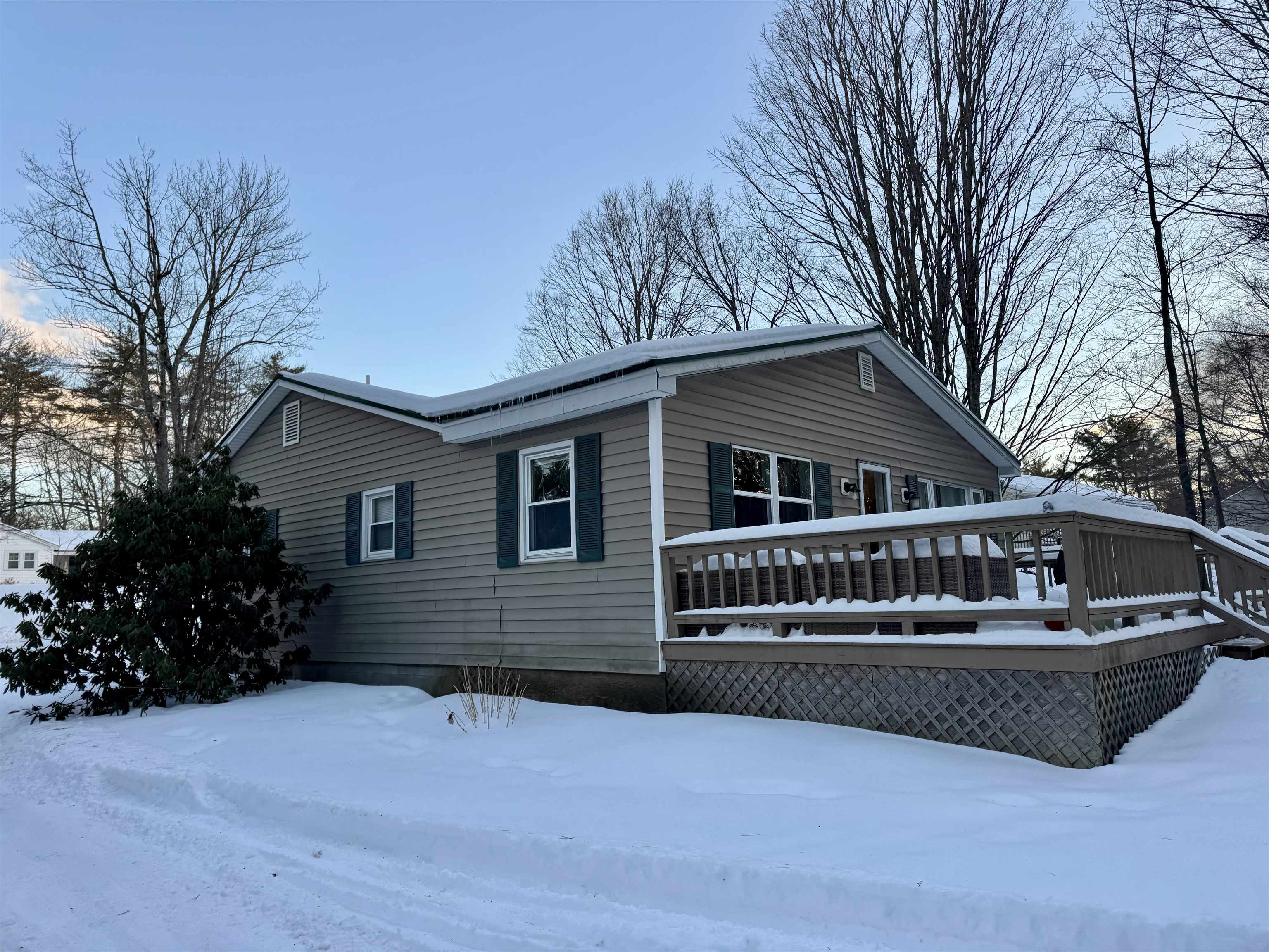 29 Goodhue Road Boscawen, NH 03303 - Photo 2 of 24 Gallery Image 2