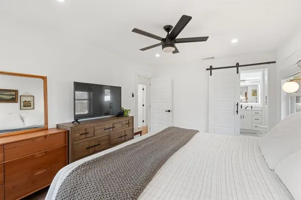 $459,000 | 2321 Hartline Drive, Dallas, TX 75228