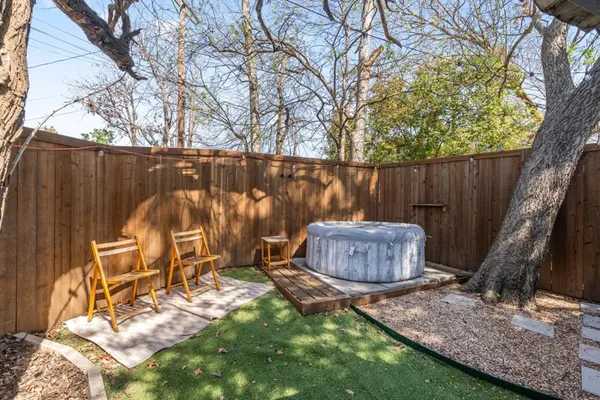 $459,000 | 2321 Hartline Drive, Dallas, TX 75228