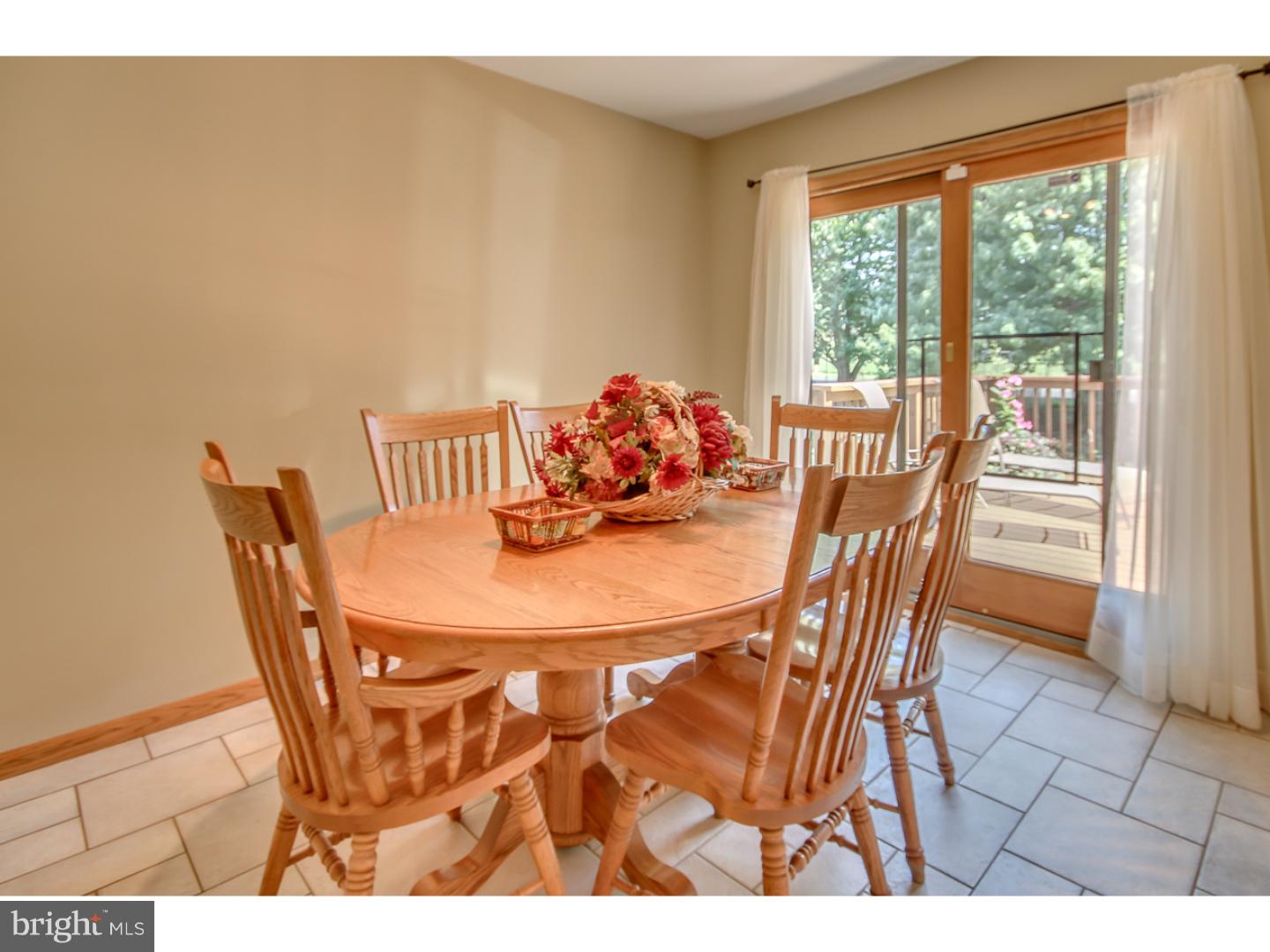 497 Byron Road Warminster, PA 18974 - Photo 11 of 25 Dining Room