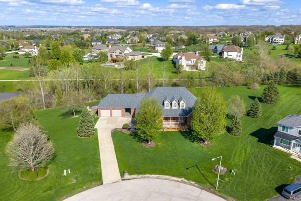 $689,900 | 7689 Cole Court, Yorkville, IL 60560