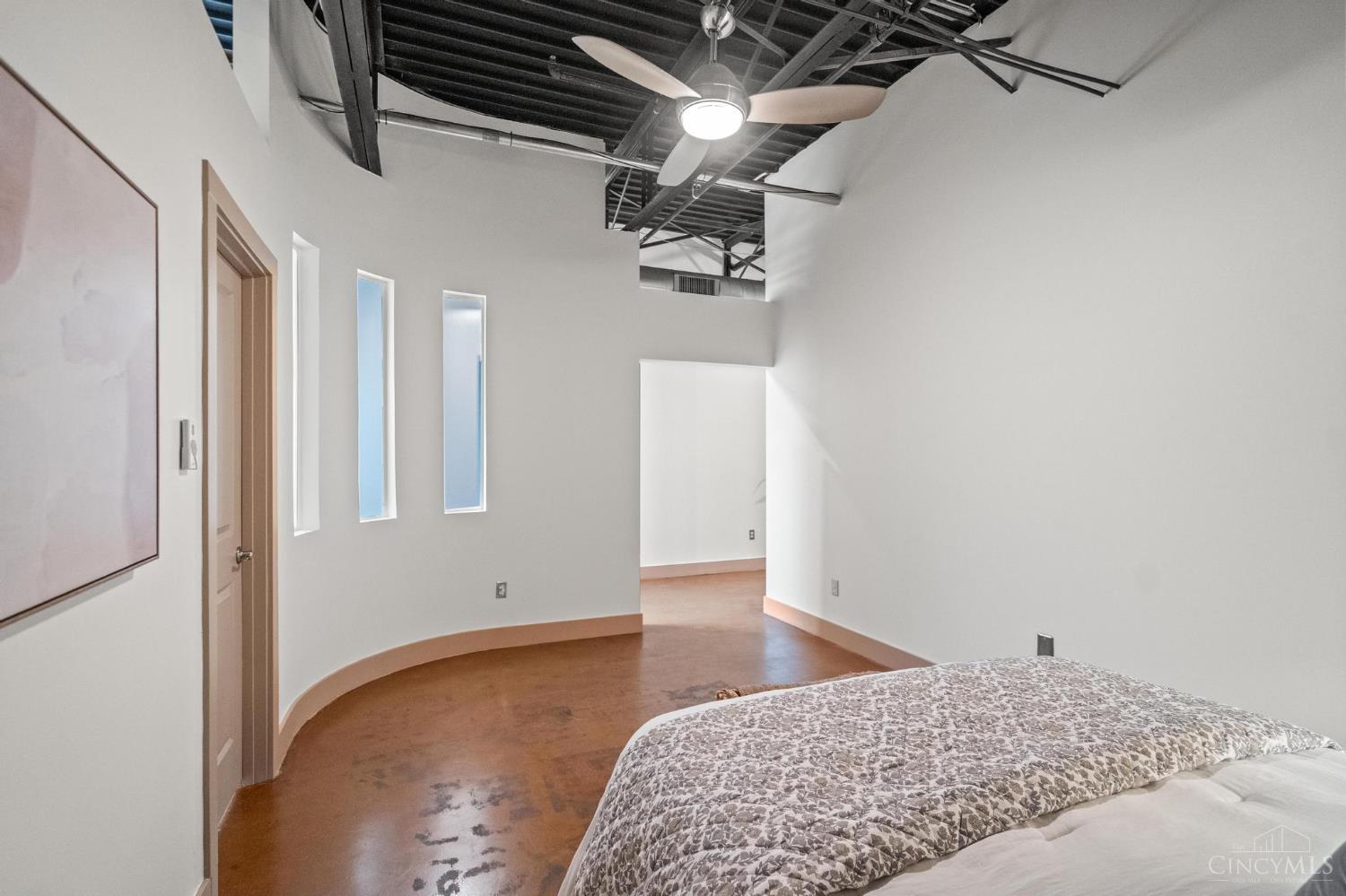 512 Reading Road, Unit 203 Cincinnati, OH 45202 - Photo 18 of 44 Gallery Image 18