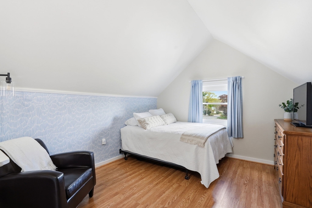 77 Weyham Road Weymouth, MA 02191 - Photo 15 of 28