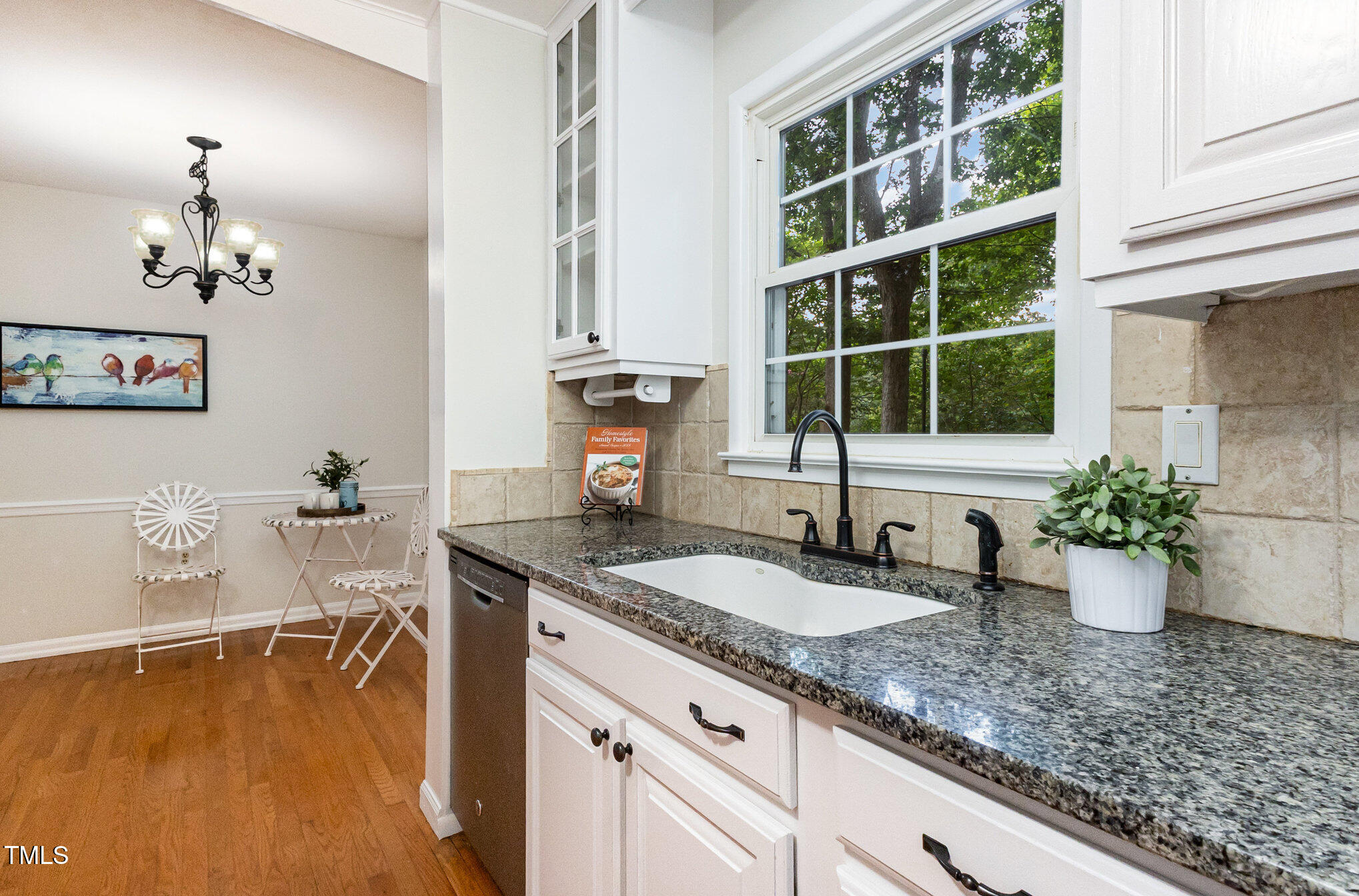 5616 Rangeley Drive Raleigh, NC 27609 - Photo 5 of 34 014_file_164