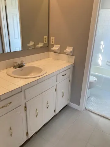 $2,500 | 1934 Ivy Hall Road, Charleston, SC 29407