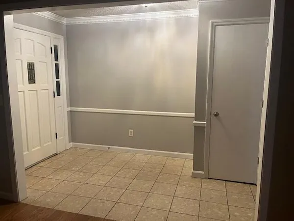 $2,500 | 1934 Ivy Hall Road, Charleston, SC 29407