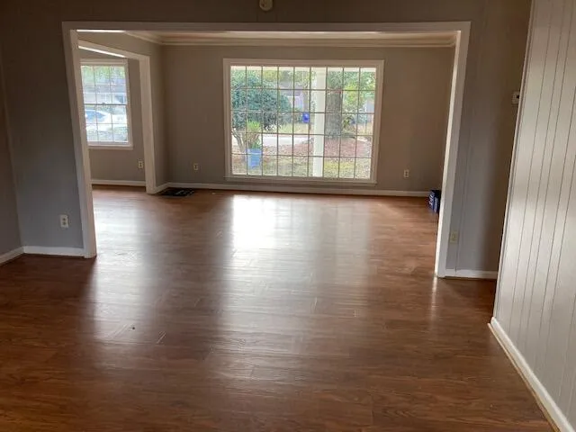 $2,500 | 1934 Ivy Hall Road, Charleston, SC 29407