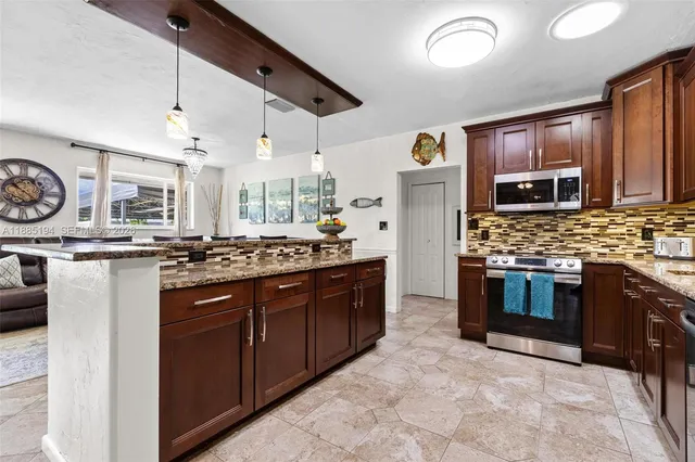 $619,000 | 53 Northwest 19th Street, Homestead, FL 33030