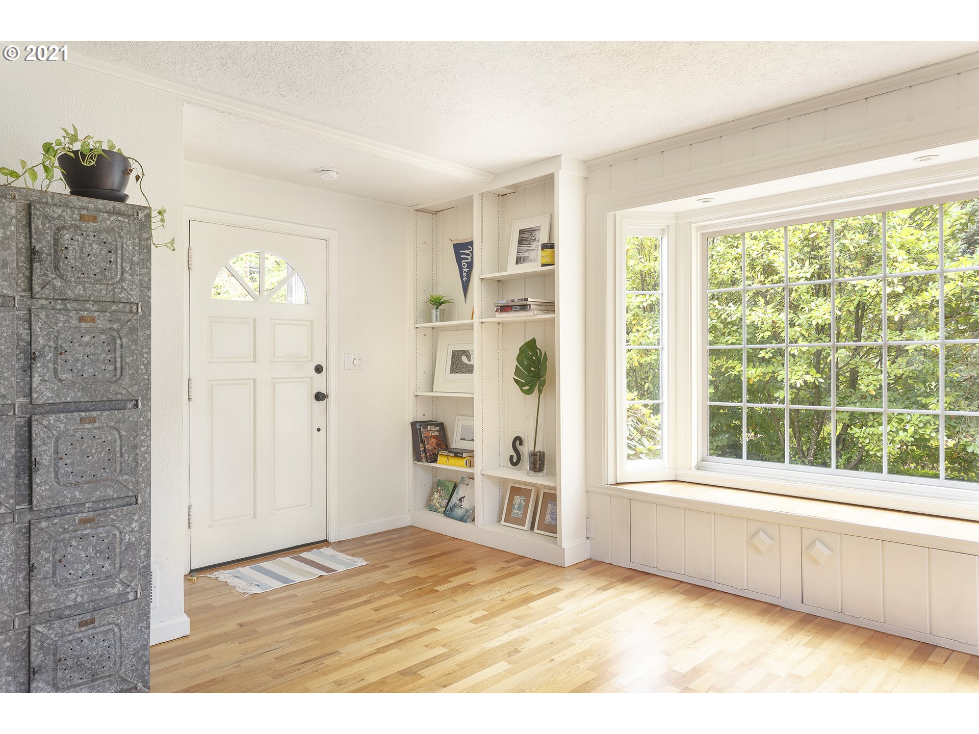 10475 Northwest Cornell Road Portland, OR 97229 - Photo 3 of 32 Gallery Image 3