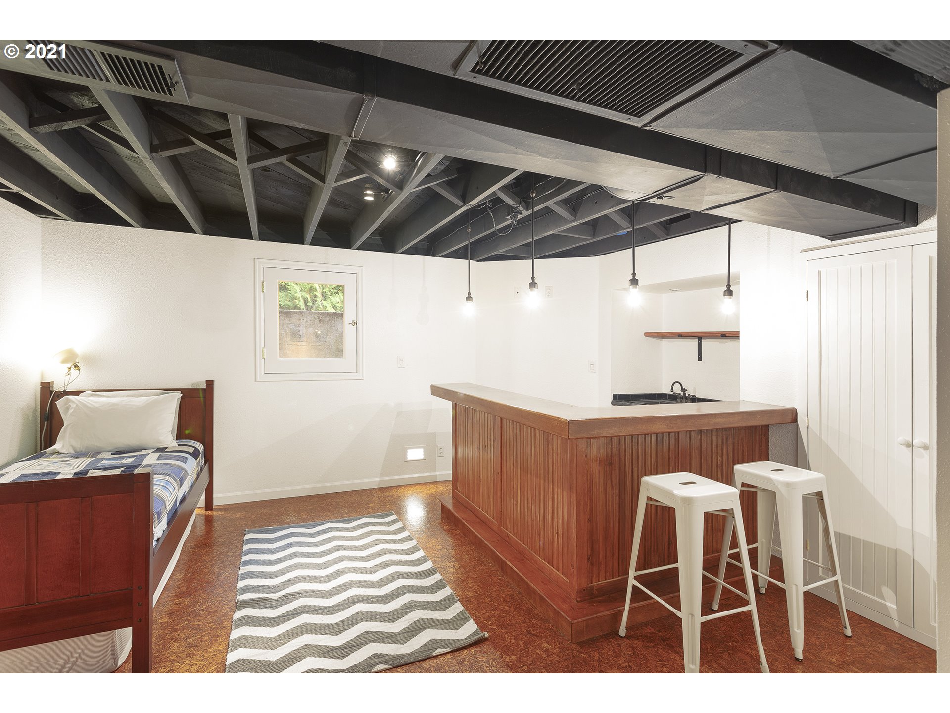 10475 Northwest Cornell Road Portland, OR 97229 - Photo 23 of 32 Gallery Image 23