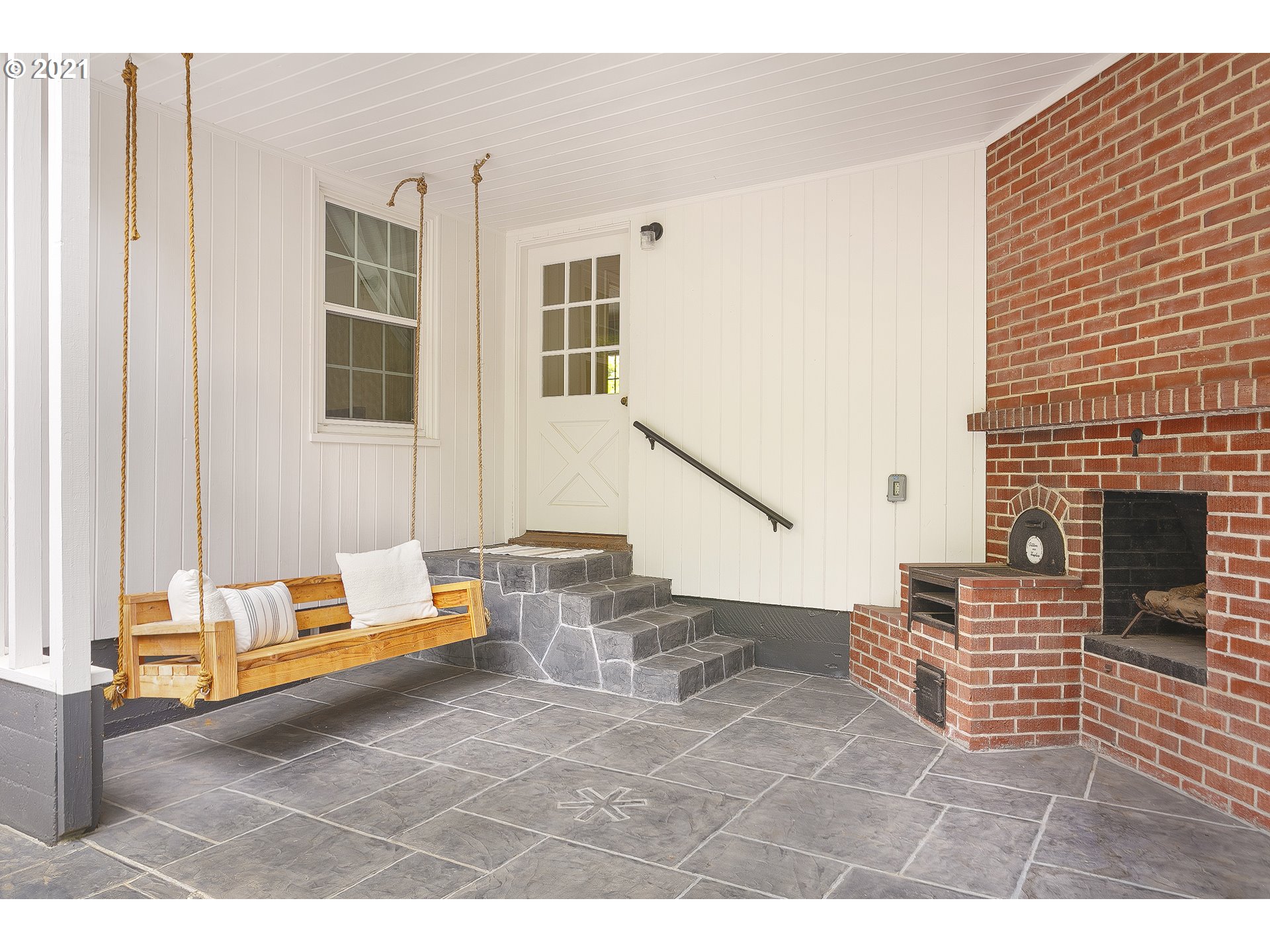 10475 Northwest Cornell Road Portland, OR 97229 - Photo 24 of 32 Gallery Image 24