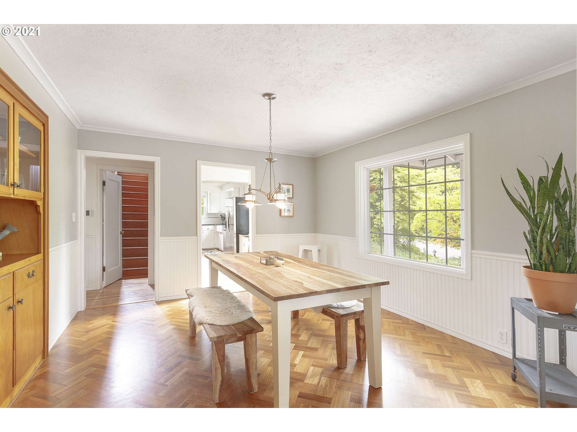 10475 Northwest Cornell Road Portland, OR 97229 - Photo 6 of 32 Gallery Image 6