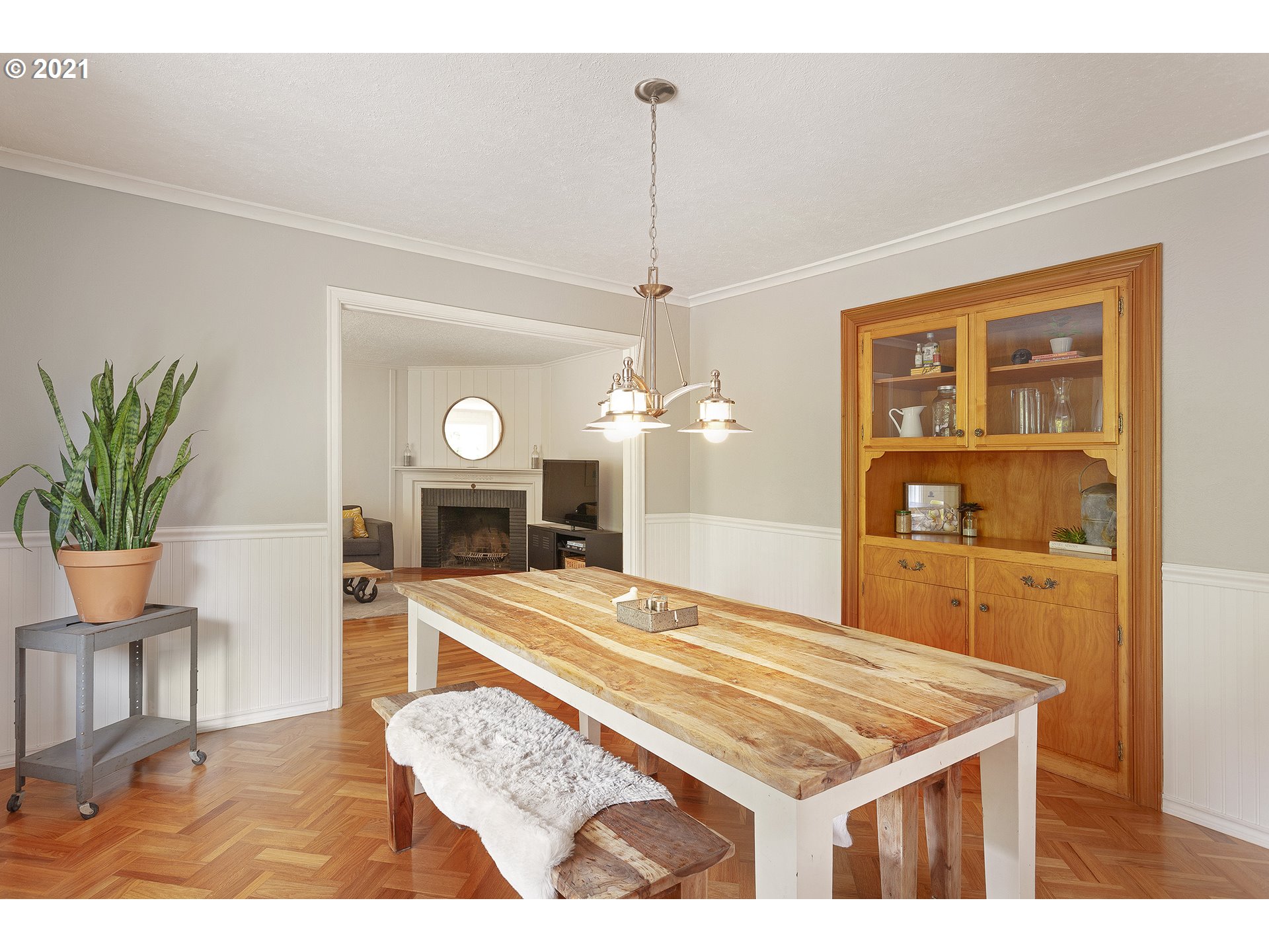 10475 Northwest Cornell Road Portland, OR 97229 - Photo 7 of 32 Gallery Image 7