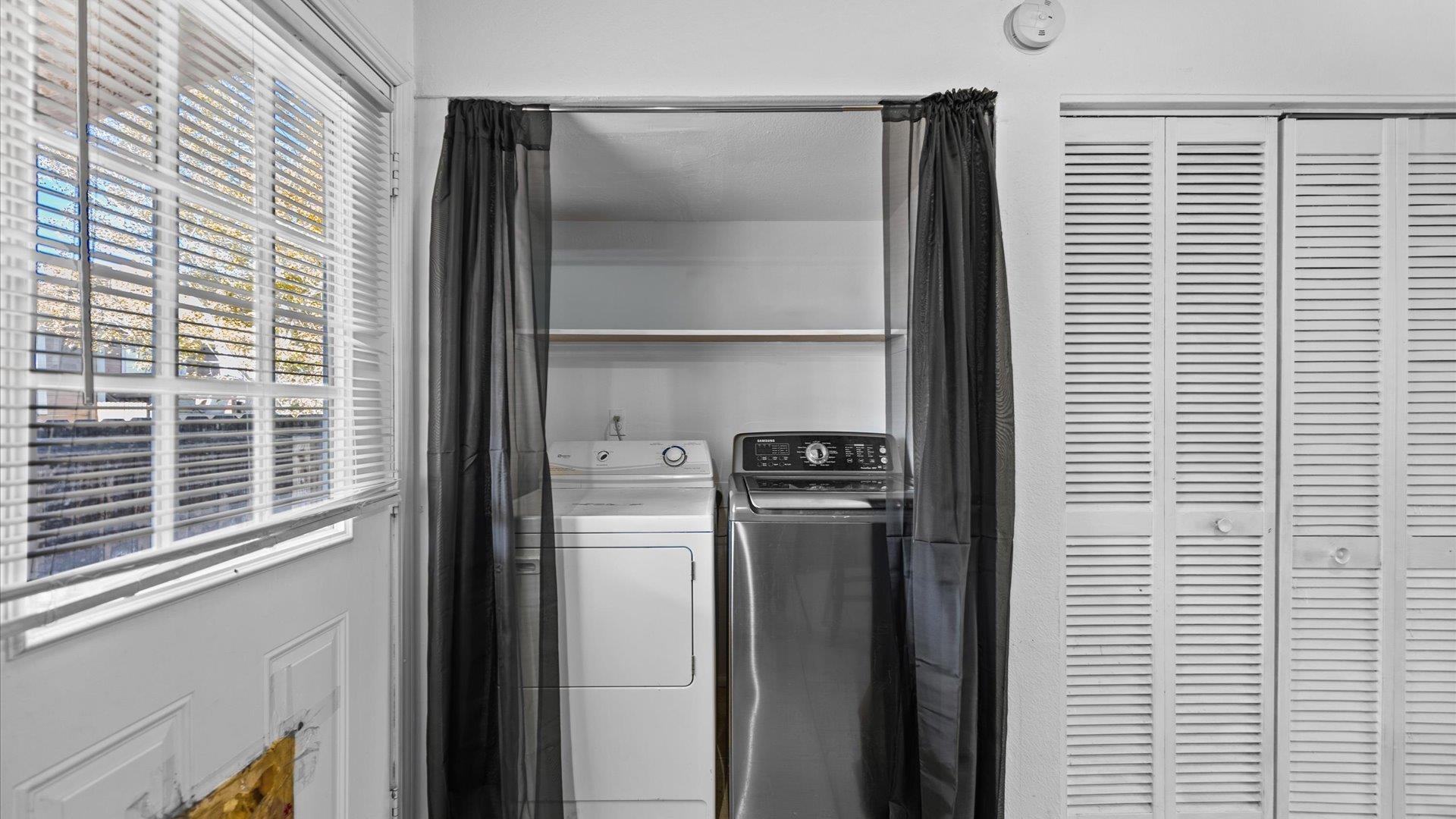 510 Coronado Court, Unit R Clifton, CO 81520 - Photo 10 of 20 a room with a door and a wooden door