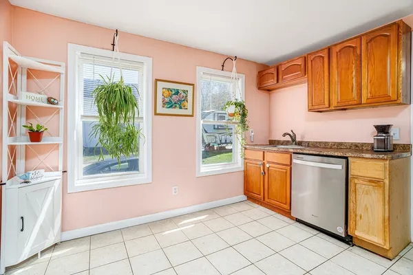 $378,000 | 394 Front Street, Winchendon, MA 01475