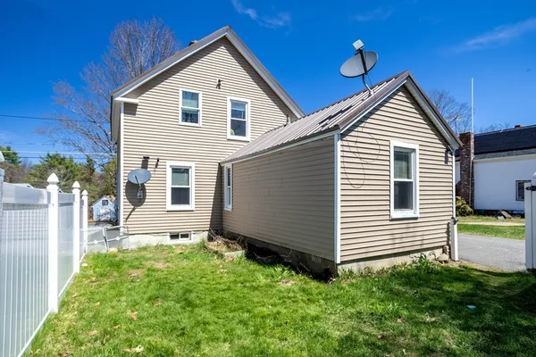 $378,000 | 394 Front Street, Winchendon, MA 01475