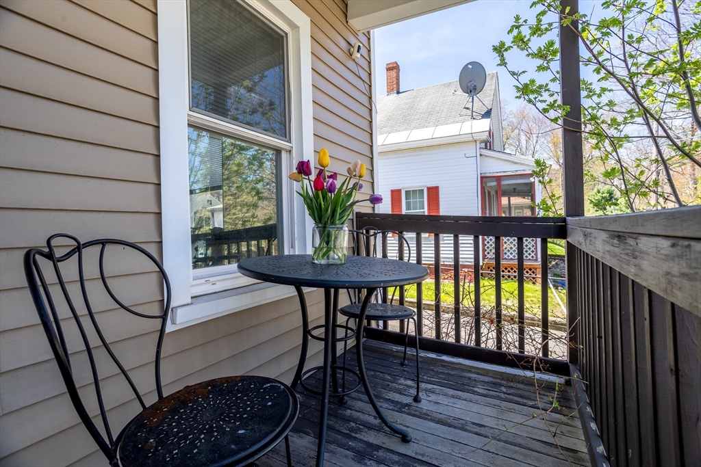 394 Front Street Winchendon, MA 01475 - Photo 4 of 31